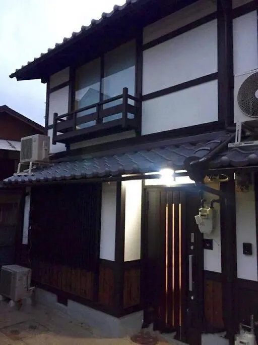 Apartment 平安神宮京都大学近くバス停すぐ伝統和風一棟貸し町屋浅蘇